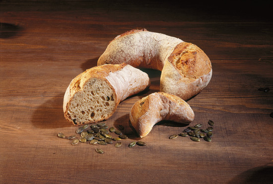 Pain graines de courge 50%. Un produit de Agrano SA