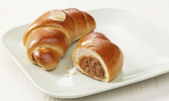 Haselnussfüllung extra 20%. Ein Produkt der Agrano AG